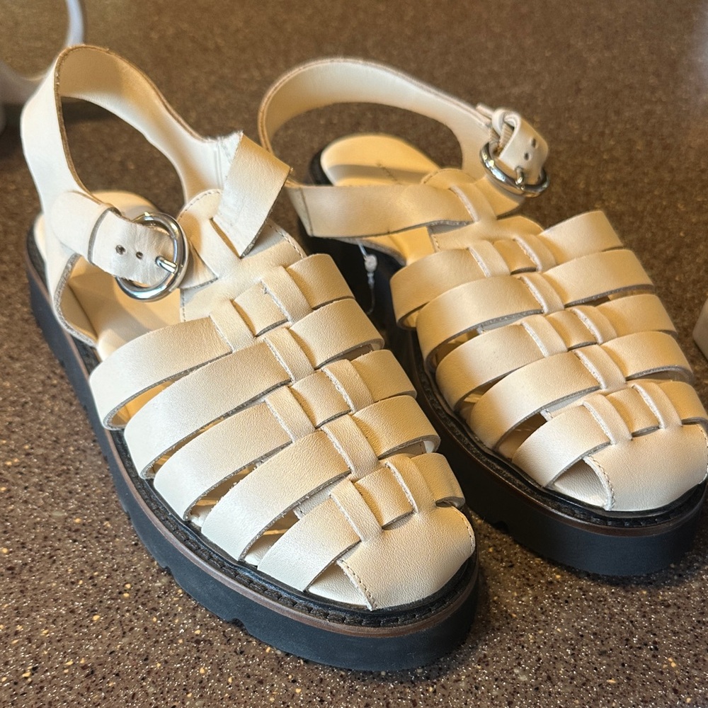 Anthropologie Italian Fisherman Leather Sandals with Black Soles